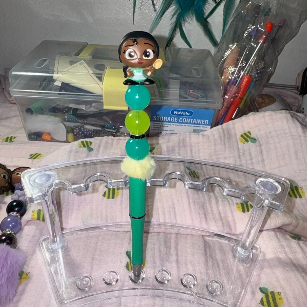 Disney Teal and Lime beads Tiana Pen